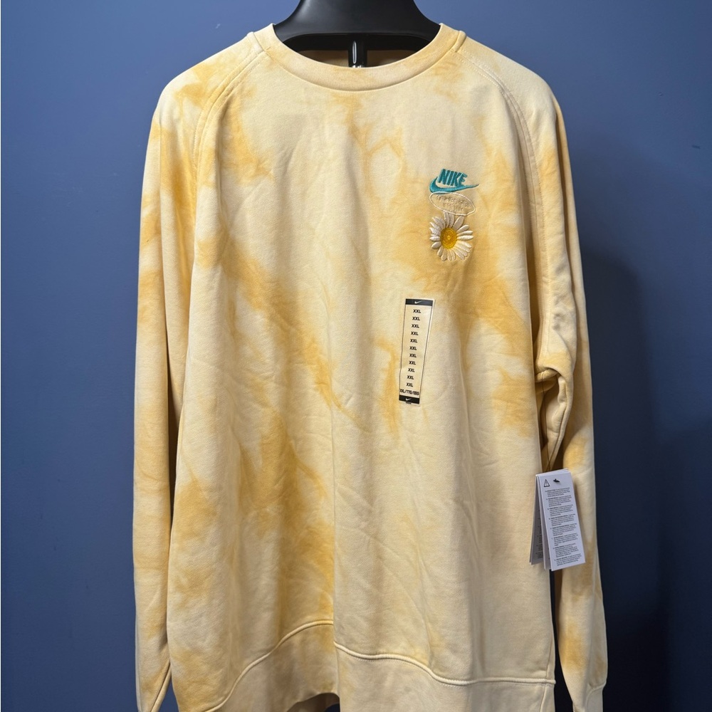 Nike Good Vibes Embroidered Crewneck Sweater Yellow Tye-Dye🌻